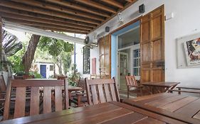 Hostal Las Acacias